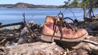 220 000 чифта ръкавици и чували пътуват към всички кътчета