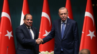 Президентът на Египет Абдел Фатах ас Сиси пристигна на посещение в