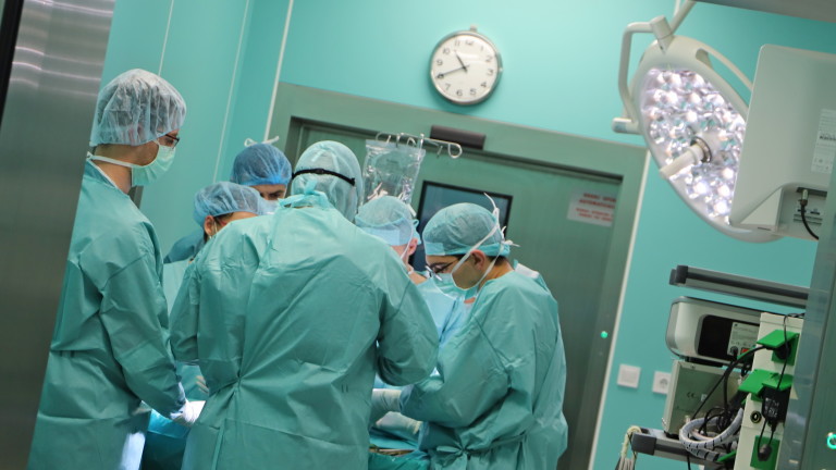 52-годишен мъж получи шанс за живот след чернодробна трансплантация, съобщават
