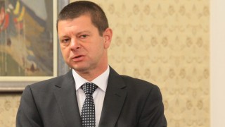 Новоизбраният конституционен съдия Красимир Влахов наруши Конституцията на Република България