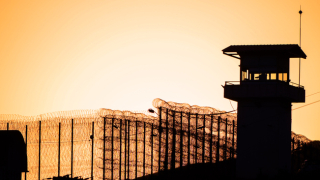 51 затворници загинаха по време на бунт в затвор в Колумбия