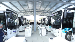 Столичният автопарк се похвали с 22 нови автобуса на батерии