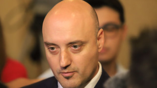 Много бърз избор лишен от достатъчна публичност и аргументация Така