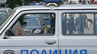 Трима полицаи от Ст. Загора задържани в НСлС