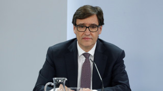 Носенето на маски в Испания ще остане задължително до окончателна