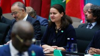 Украинският президент Володимит Зеленски назначи бившия посланик на Украйна в