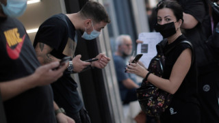 Нов рекорд в Гърция: 8613 заразени, но 46 починали