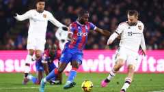 Кристъл Палас спря победната серия на Манчестър Юнайтед с гол шедьовър в последните минути на мача