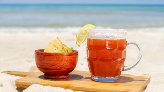 Коктейлите с бира може и да не звучат като примамлива