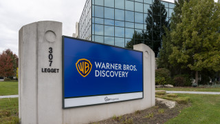 Одисеята по закупуването на гиганта Warner Bros продължава Една от най големите медийни