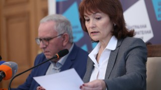 Мъж над 70 години с по ниско ниво на образование живеещ