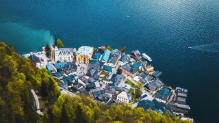 Свърхтуризмът отдавна не е нов проблем както за целия свят