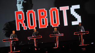 Немската музикална група Kraftwerk която има ключов принос в развитието