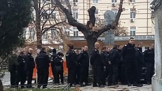 Служителите в затворите у нас излизат на протест
