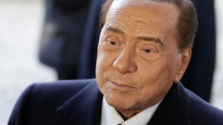 Бившият премиер на Италия Силвио Берлускони обяви че е решил