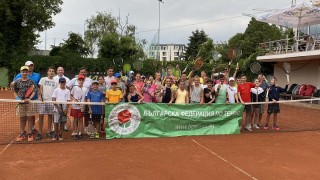 Българската федерация по тенис продължава провеждането регионални подготвителни лагери Те