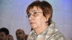 Екатерина Михайлова: Радев гледа извън действащата политика и си търси сцена