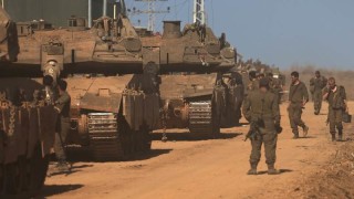 Израел нанесе удари по оръжейни складове на Хизбула в Ливан