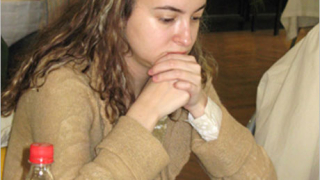 България с победа при жените и загуба при мъжете на европейското отборно първенство по шахмат в Нови сад