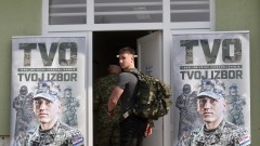 Хърватия първа в региона върна казармата - как ще се отрази на икономиката ѝ