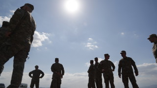 Американски войници и бронирана техника ще бъдат разположени близо до