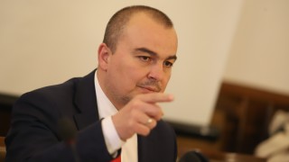 Беше даден кредит на доверие на досегашния шеф на Българската