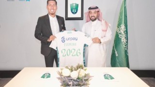 Бразилският нападател Роберто Фирмино се присъедини към Ал Ахли със