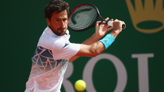 Холандецът Робин Хаасе изненадващо се справи много бързо с Хьон