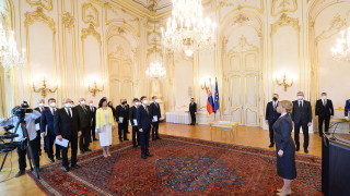 Ново коалиционно правителство на Словакия положи клетва с което се