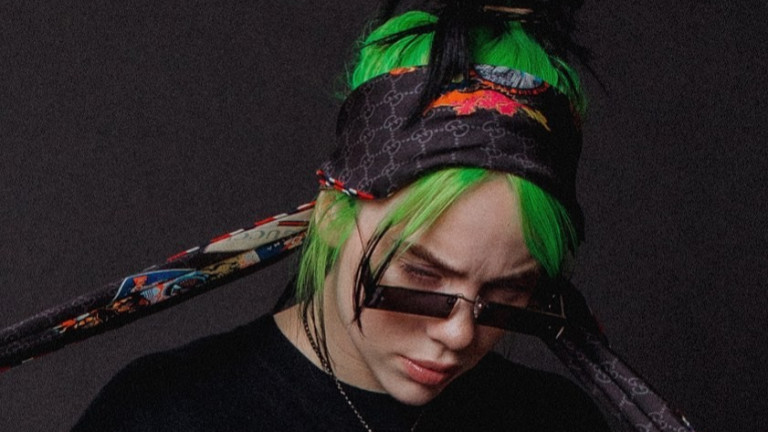 Обича ли Били Айлиш да бъде сама