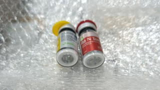 Служителите на митницата в София задържаха над 200 контрабандни флакона