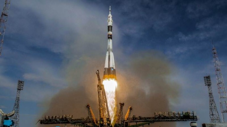 Русия спира да транспортира американски астронавти до МКС