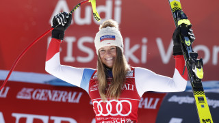 Швейцарката Корине Зутер спечели Супер Г който беше днес проведен