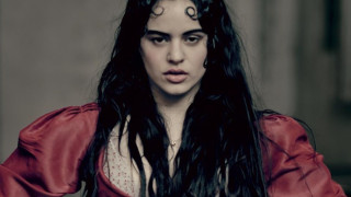 Вече няколко години календарът на Pirelli вече не представя жените