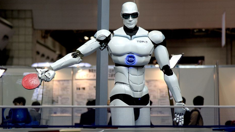 Бъдещето на технологиите - 3D принтирани коли, „умни" дрехи и роботи фармацевти