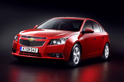 Chevrolet разкри предпремиерно Cruze