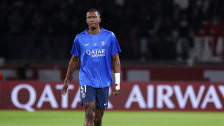 Защитникът на ПСЖ Уилиан Пачо е приел да удължи договора