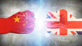  Китай скастри Англия за доближаването ѝ с Тайван 