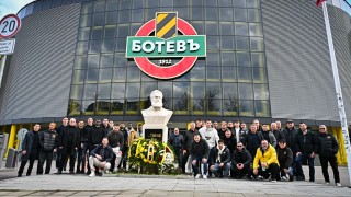 Отборът на Ботев Пловдив предвождан от Димитър Димитров Херо и Иван