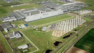 Mercedes изгражда втори завод в Унгария за €1 милиард
