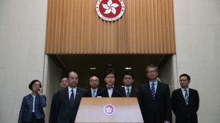 Ръководителят на администрацията на Хонконг Кари Лам предупреди че в