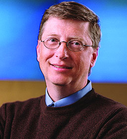 Бил Гейтс с диплома от Харвард след 30 години прекъсване