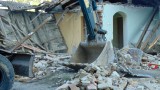 Багери събарят противозаконни постройки в пловдивската 