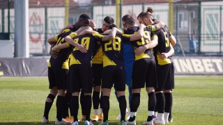 Ботев Пловдив победи Царско село с 3 0 в последната си контрола