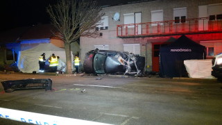 Седем души загинаха а четирима бяха ранени след катастрофа на