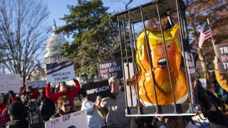 Докато републиканците и демократите дебатират импийчмънта срещу Доналд Тръмп пред Конгреса