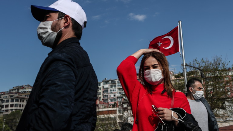 15 турски града под двудневна блокада заради коронавируса 