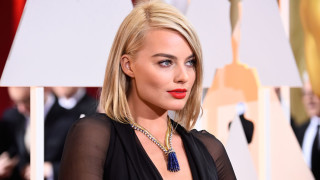 Свикнали сме да виждаме най невероятни рокли прически и обувки на