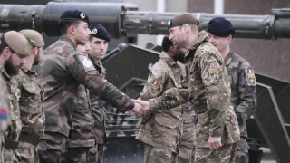 Британският престолонаследник принц Уилям направи изненадваща визита в Естония Той