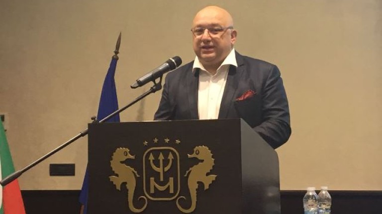 Министър Кралев зае твърда позиция по казуса "Спартак Варна"